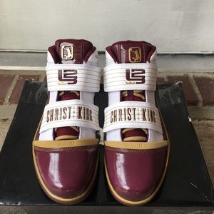 Nike zoom Lebron Soldier 3